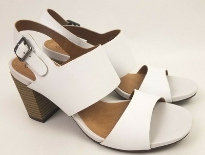 clarks block heel sandals